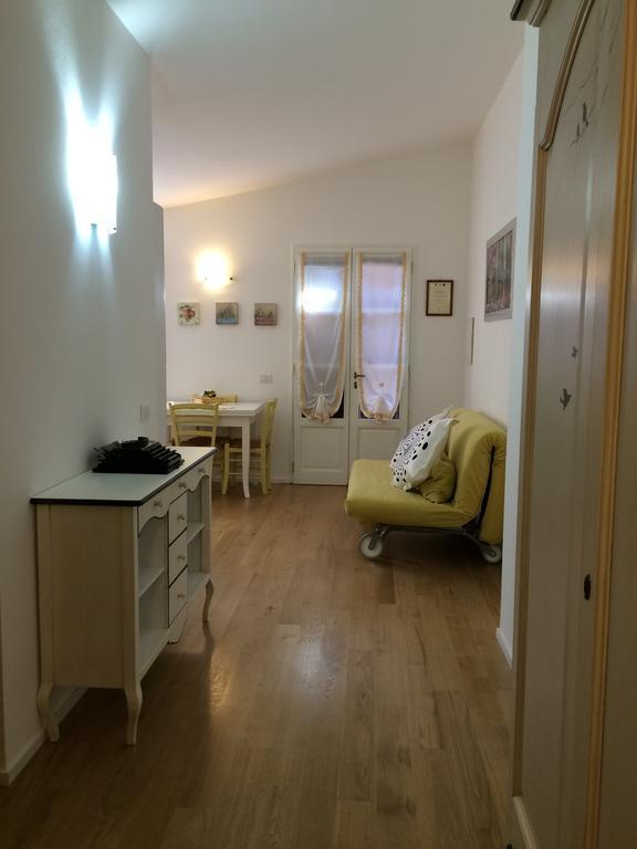 דירות צ'רטאלדו Casina Rosa חדר תמונה