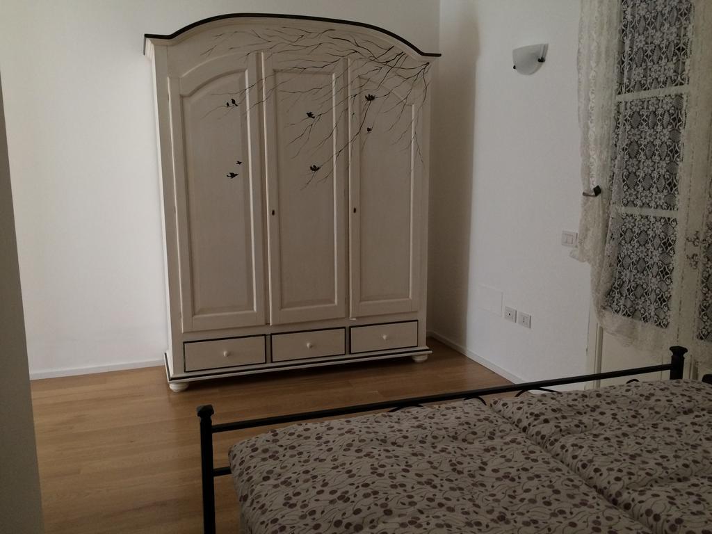 דירות צ'רטאלדו Casina Rosa חדר תמונה